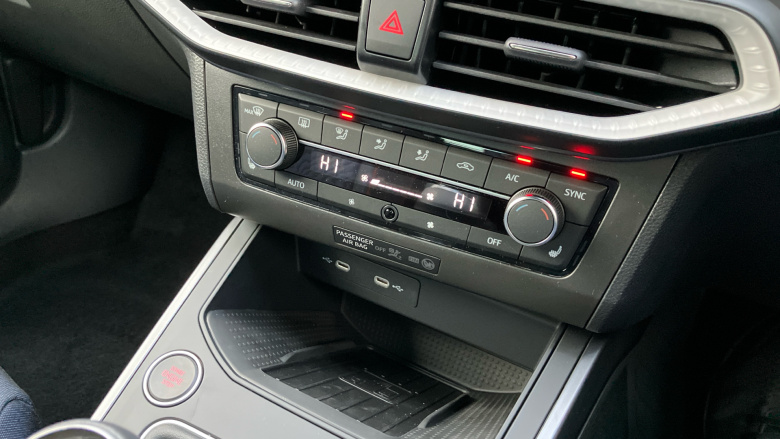 SEAT Arona 1.0 TSI 115 FR Black Edition 5dr Petrol Hatchback